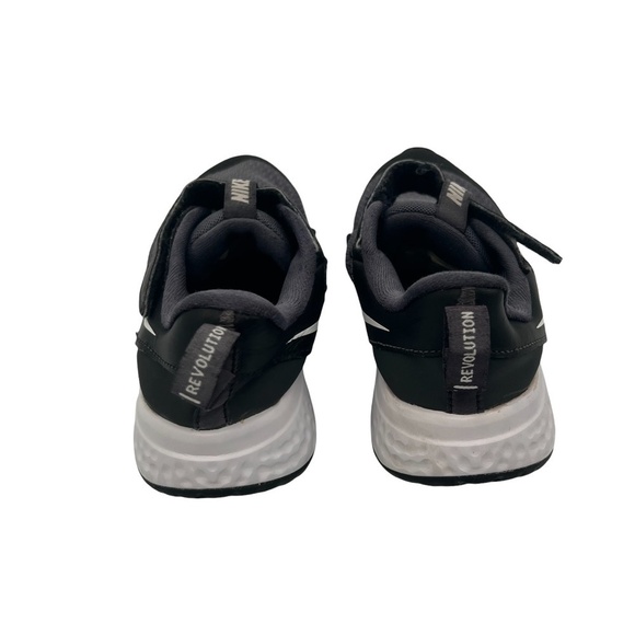 Nike Gray Black Revolution 5 Sneakers Size 12 C Kid’s - Picture 7 of 8